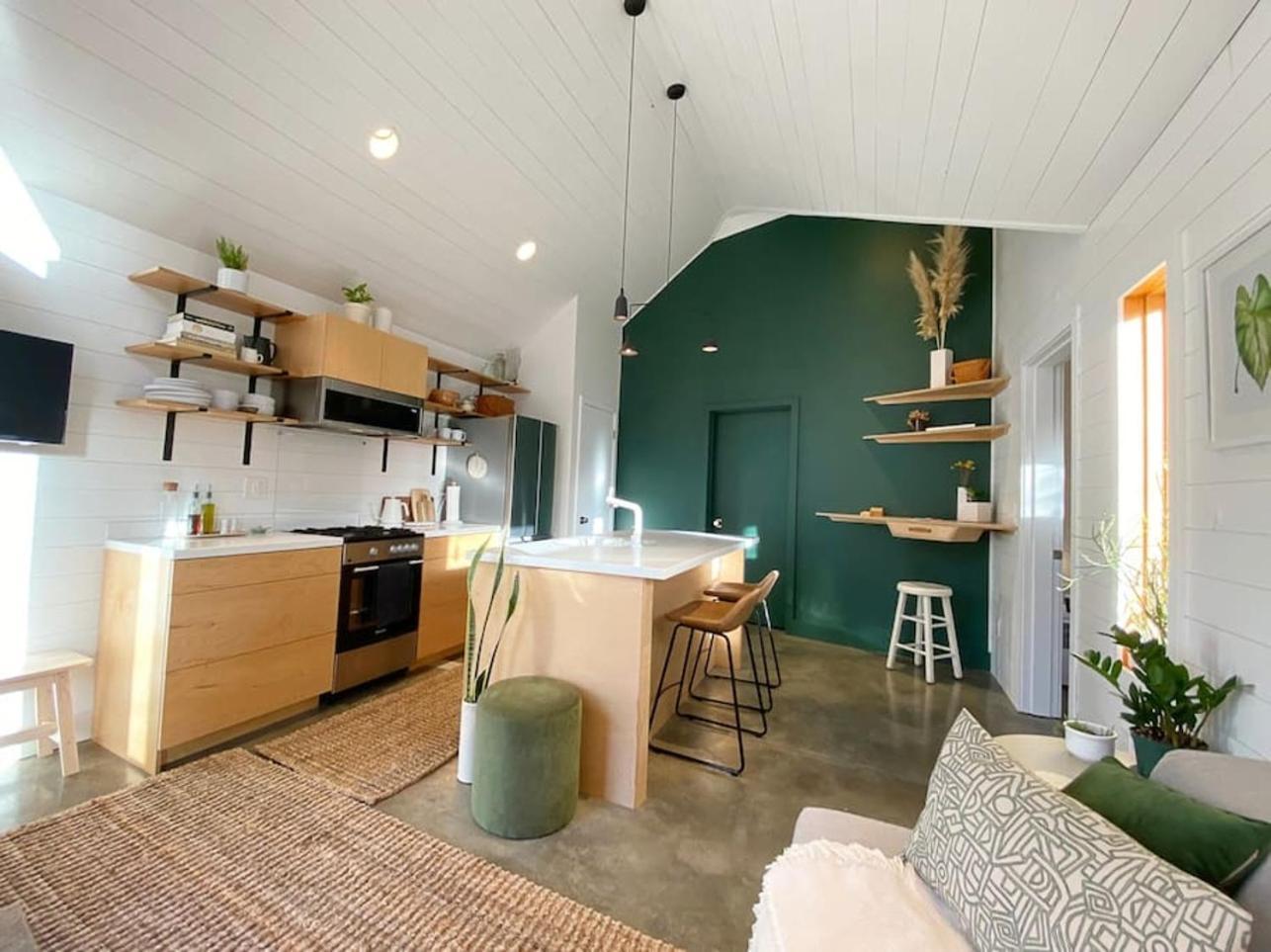 Private Oasis! Cozy & Close To Everything! * Portland